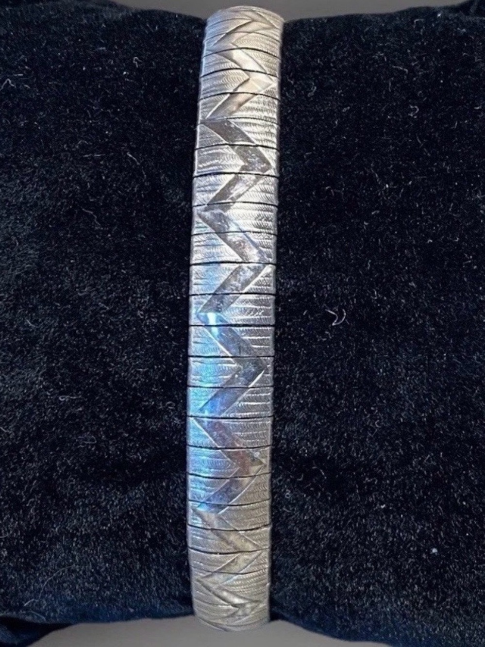 Vtg Italian Sterling Silver 925 Omega Link Bracelet Chevron Pattern 17 Grams 7”